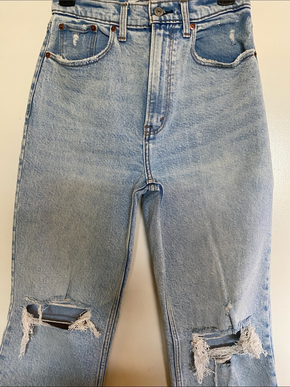 Abercrombie The 90's Straight Ultra High Rise - Picture 2 of 11